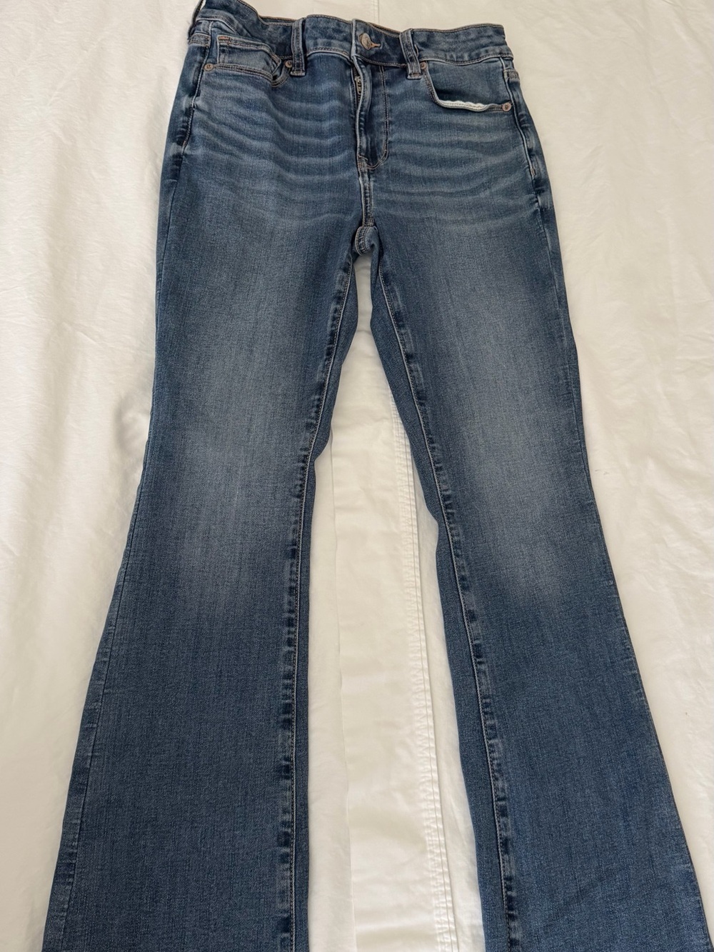 American Eagle Next Level Stretch Flare Jeans Size 8 Short Medium Wash